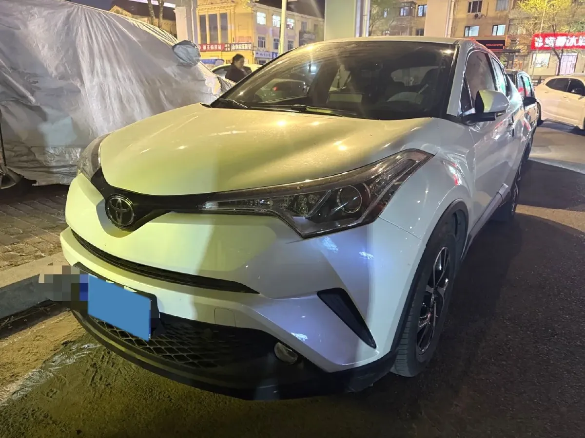 2020 Toyota C-HR 2.0L 171HP L4 CVT,autocango,china used car exporter,china ev exporter,chinese used car exporter,chinese used ev exporter