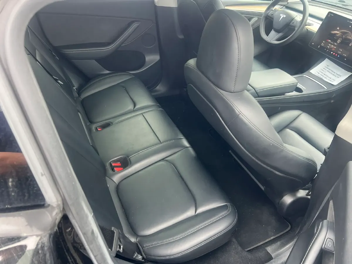 2022 Tesla Model Y BEV 60KWH,autocango,china used car exporter,china ev exporter,chinese used car exporter,chinese used ev exporter