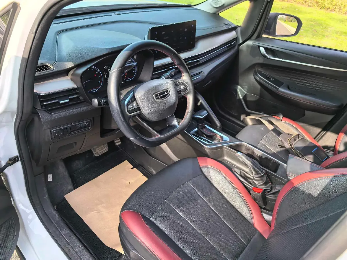 2021 Geely Vision X3 1.5L 109HP L4 CVT,autocango,china used car exporter,china ev exporter,chinese used car exporter,chinese used ev exporter