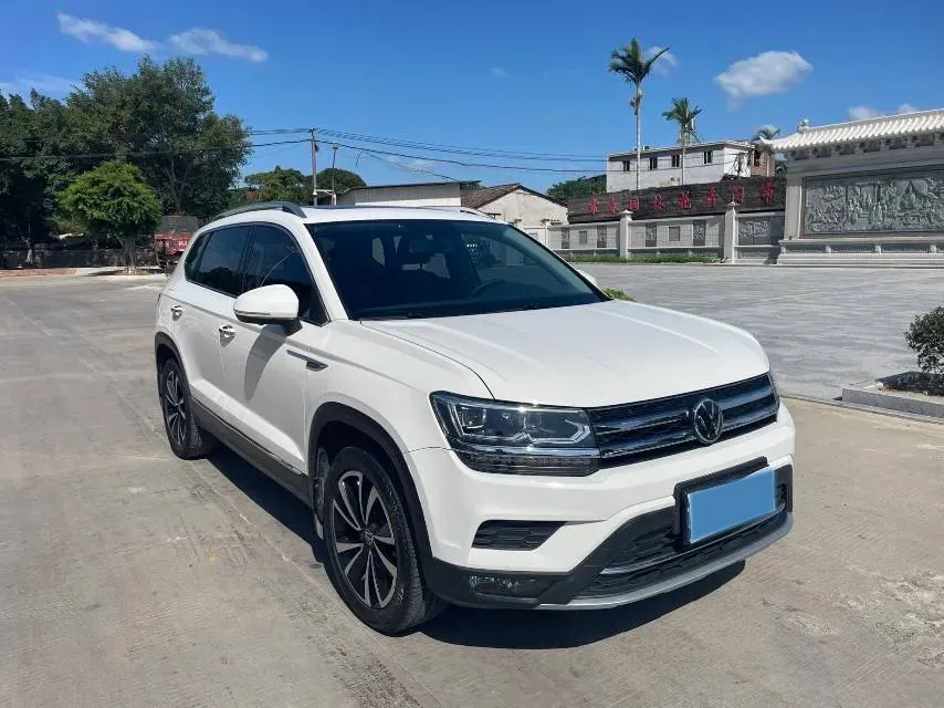 2022 Volkswagen Tharu 2.0T 186HP L4 7DCT,autocango,china used car exporter,china ev exporter,chinese used car exporter,chinese used ev exporter