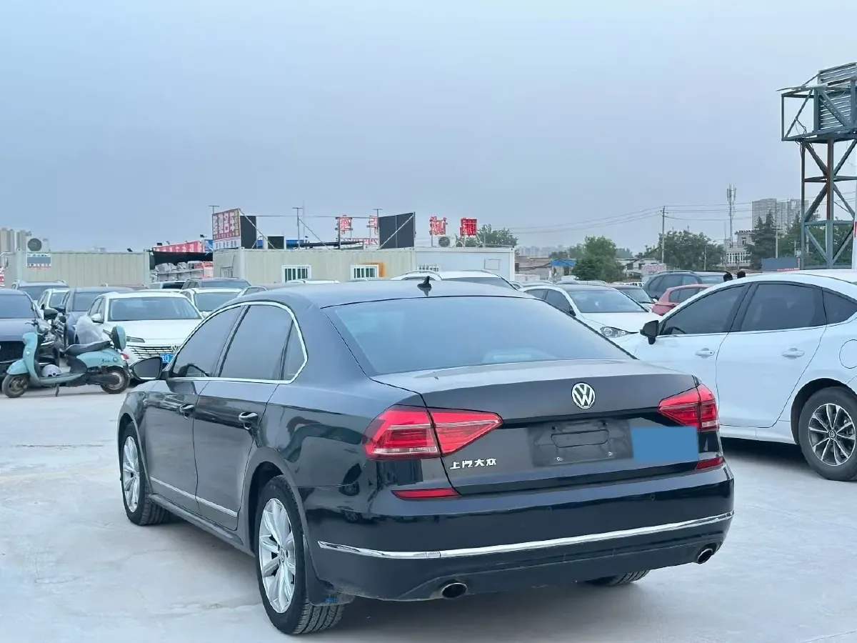2017 Volkswagen Passat 1.8T 180HP L4 7DCT,autocango,china used car exporter,china ev exporter,chinese used car exporter,chinese used ev exporter