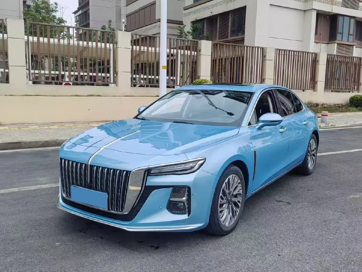 2023 HongQi H5 2.0T 224HP L4 8AT,autocango,china used car exporter,china ev exporter,chinese used car exporter,chinese used ev exporter