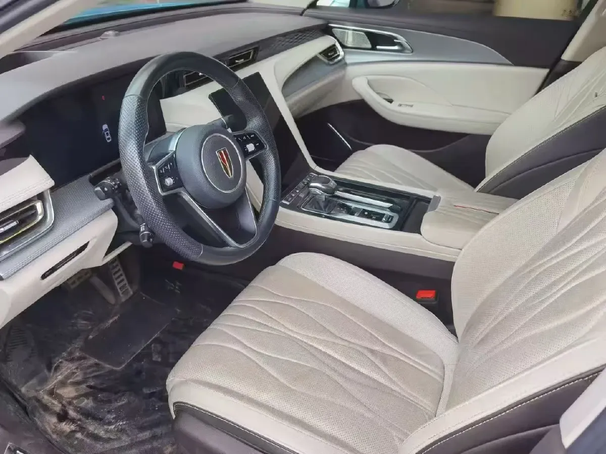 2023 HongQi H5 2.0T 224HP L4 8AT,autocango,china used car exporter,china ev exporter,chinese used car exporter,chinese used ev exporter