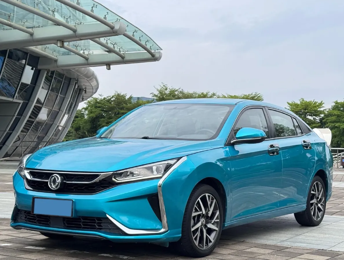 2020 DongFeng Aeolus YiXuan 1.5T 150HP L4 6DCT,autocango,china used car exporter,china ev exporter,chinese used car exporter,chinese used ev exporter