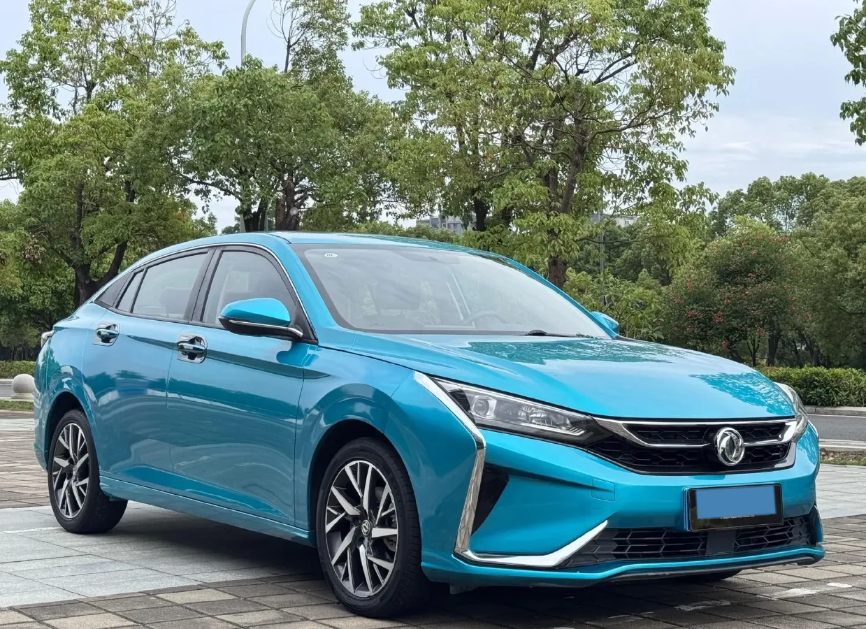 2020 DongFeng Aeolus YiXuan 1.5T 150HP L4 6DCT,autocango,china used car exporter,china ev exporter,chinese used car exporter,chinese used ev exporter