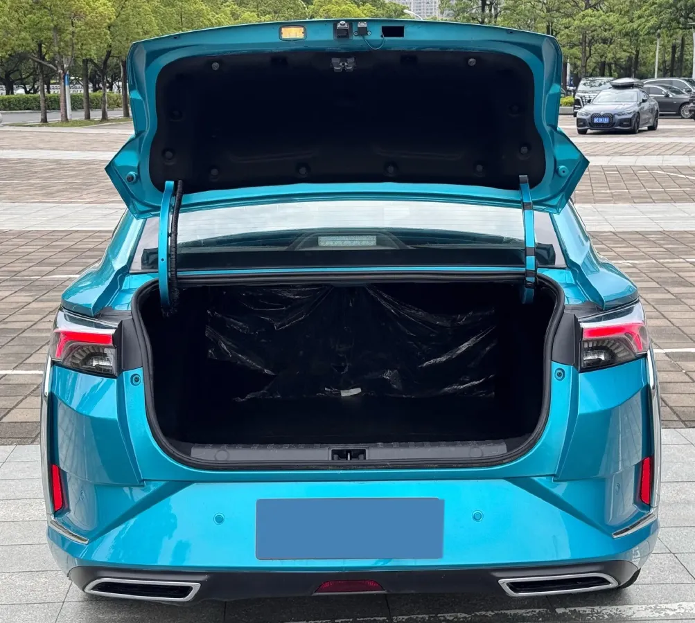2020 DongFeng Aeolus YiXuan 1.5T 150HP L4 6DCT,autocango,china used car exporter,china ev exporter,chinese used car exporter,chinese used ev exporter