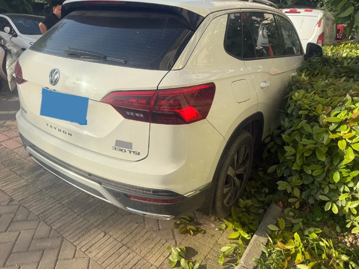 2021 Volkswagen Tayron 2.0T 186HP L4 7DCT,autocango,china used car exporter,china ev exporter,chinese used car exporter,chinese used ev exporter
