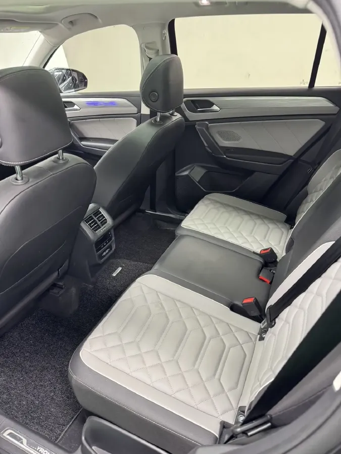 2023 Volkswagen Tayron 2.0T 186HP L4 7DCT,autocango,china used car exporter,china ev exporter,chinese used car exporter,chinese used ev exporter