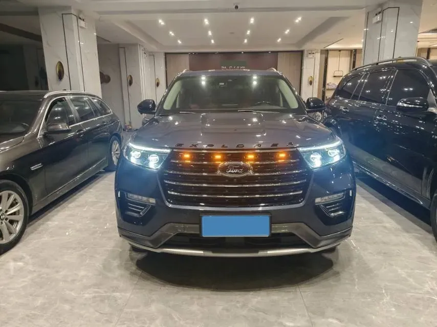 2020 Ford Explorer 2.3T 276HP L4 10AT,autocango,china used car exporter,china ev exporter,chinese used car exporter,chinese used ev exporter