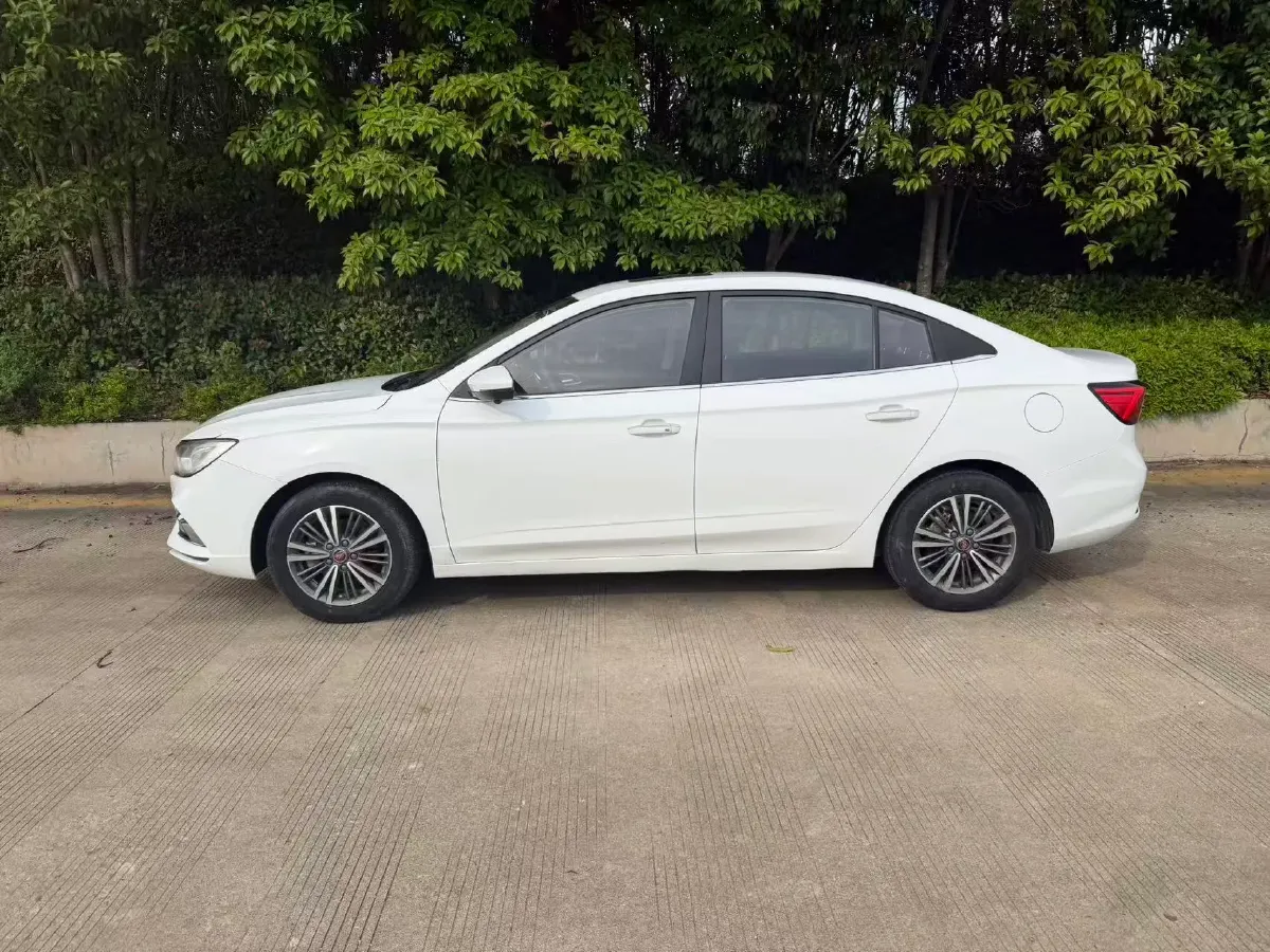 2019 Roewe i5 1.5L 120HP L4 CVT,autocango,china used car exporter,china ev exporter,chinese used car exporter,chinese used ev exporter