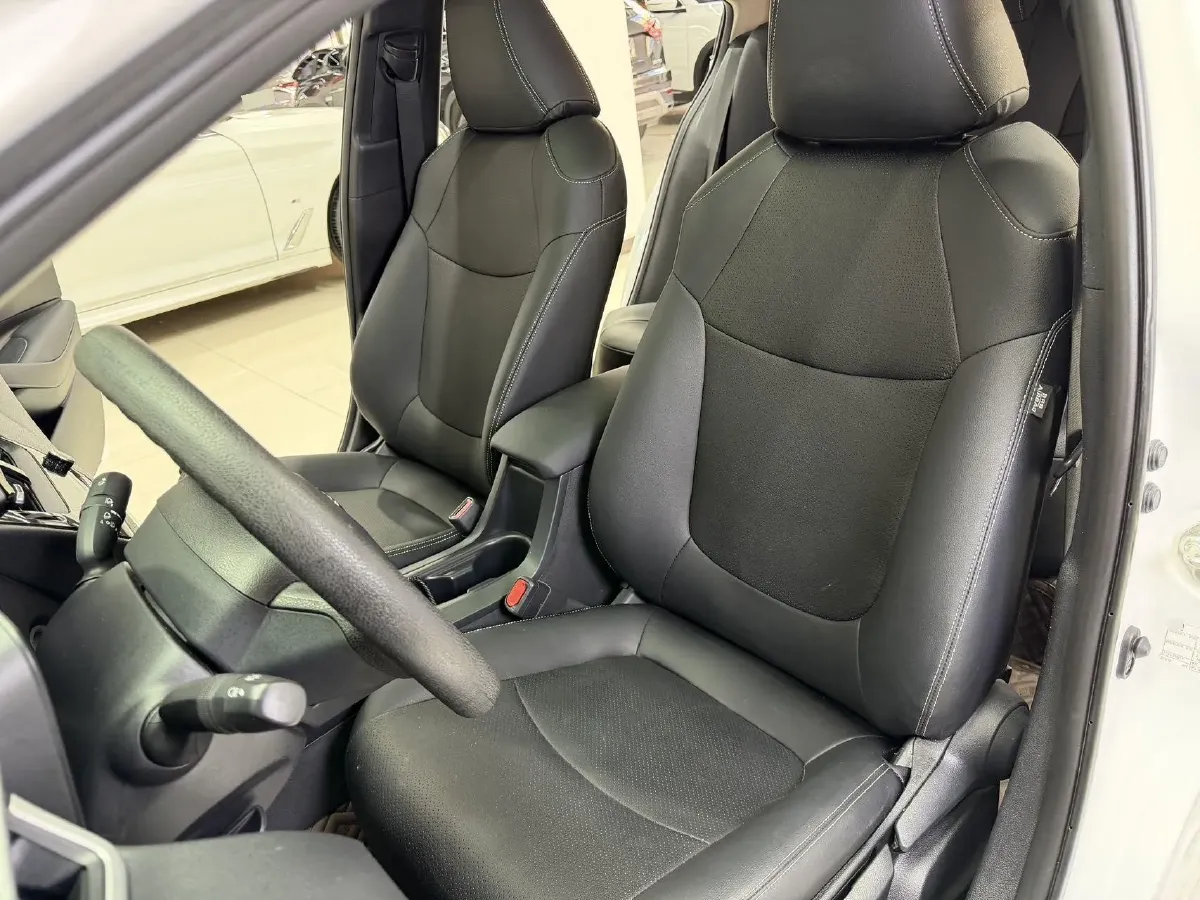 2021 Toyota Corolla 1.5L 121HP L3 CVT,autocango,china used car exporter,china ev exporter,chinese used car exporter,chinese used ev exporter