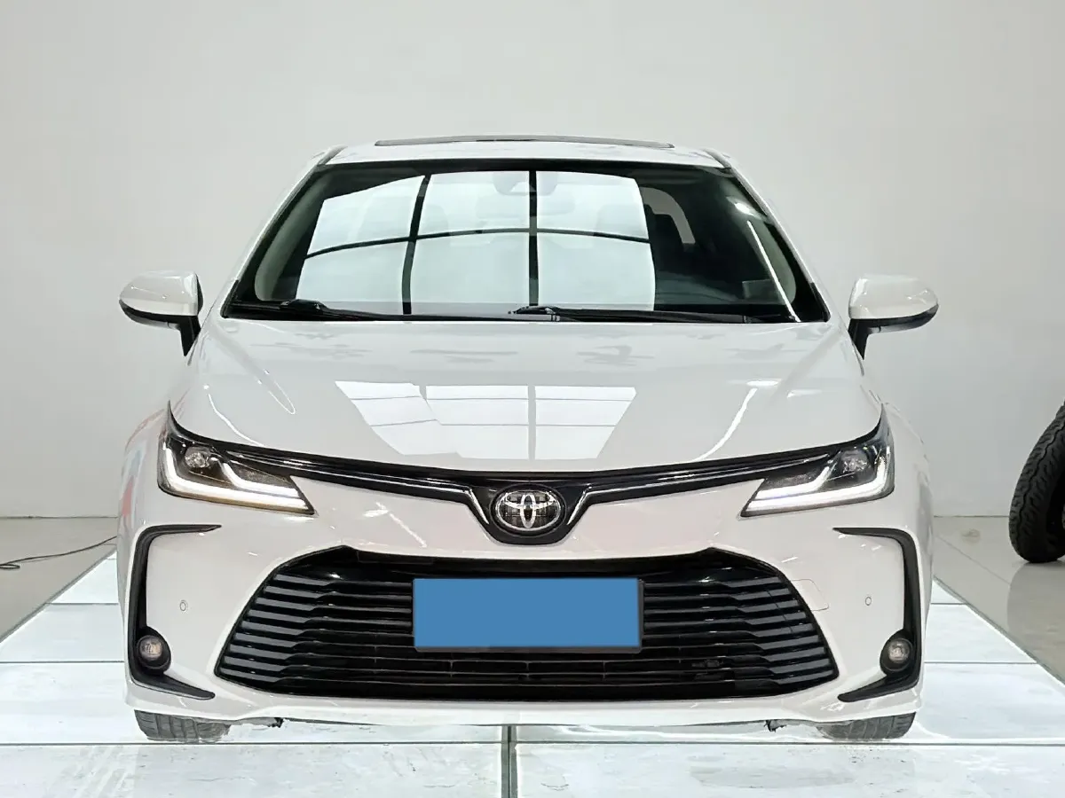 2021 Toyota Corolla 1.5L 121HP L3 CVT,autocango,china used car exporter,china ev exporter,chinese used car exporter,chinese used ev exporter