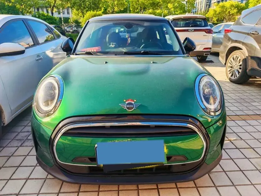 2022 MINI MINI 1.5T 136HP L3 7DCT,autocango,china used car exporter,china ev exporter,chinese used car exporter,chinese used ev exporter