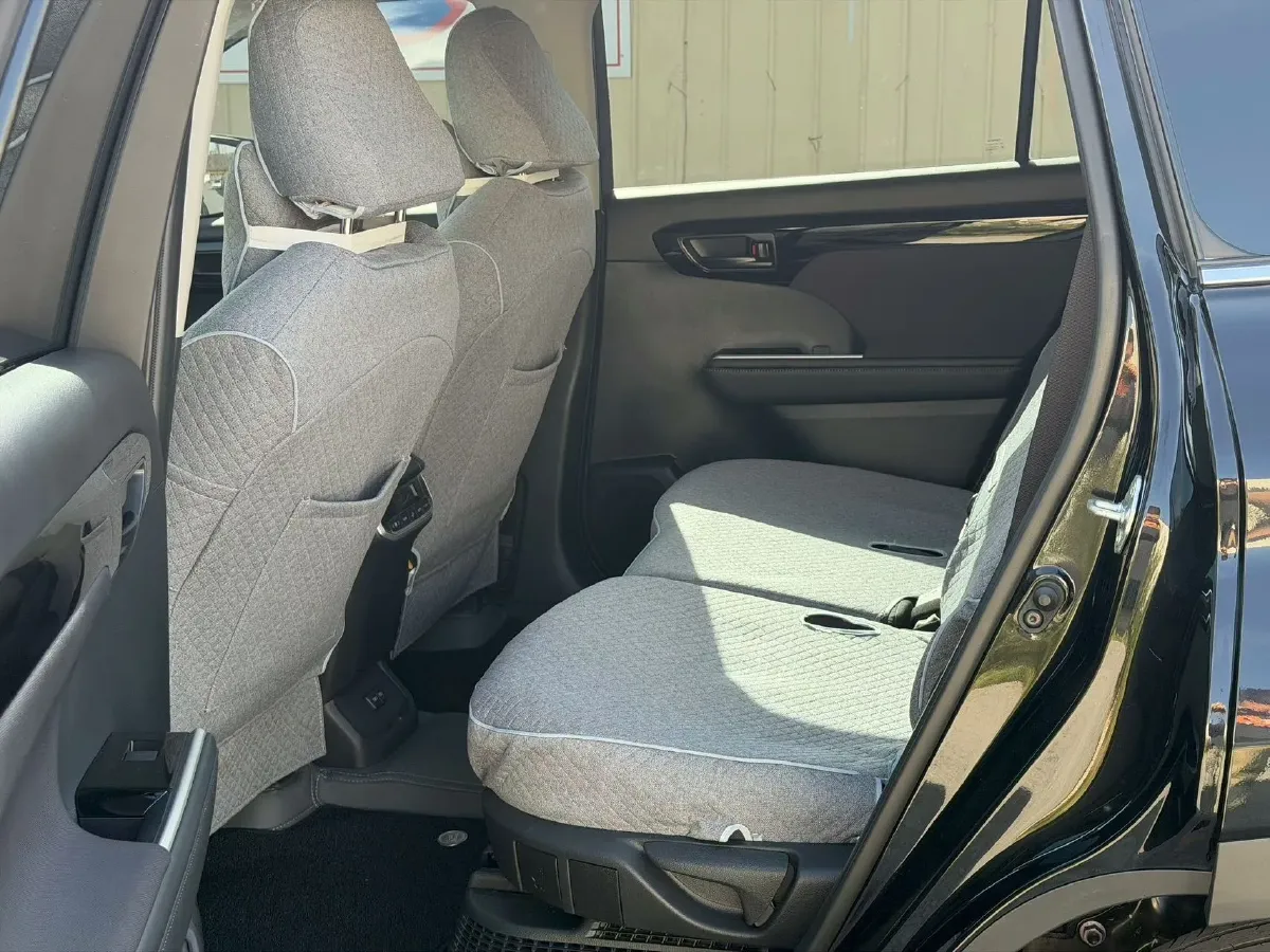 2024 Toyota Highlander 2.5L 189HP L4 E-CVT Hybrid,autocango,china used car exporter,china ev exporter,chinese used car exporter,chinese used ev exporter