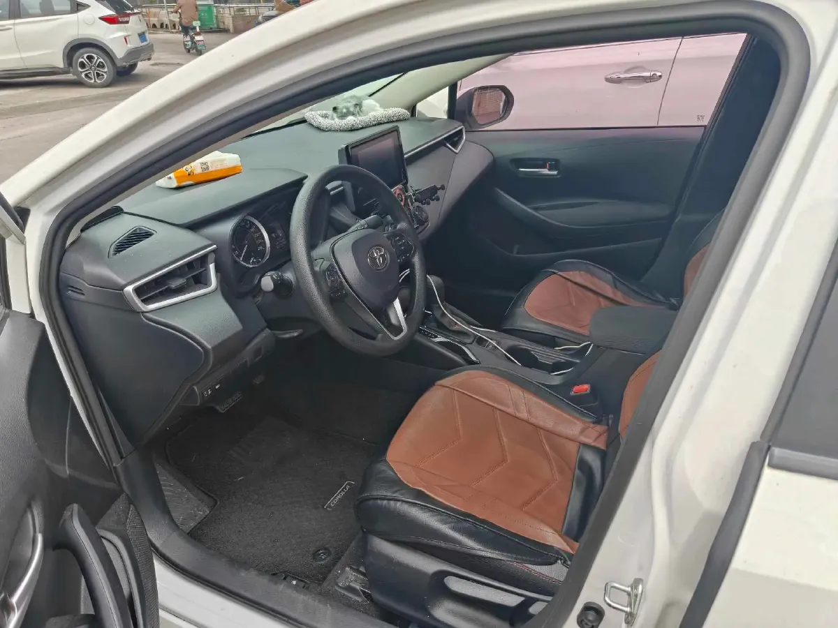 2021 Toyota Corolla 1.2T 116HP L4 CVT,autocango,china used car exporter,china ev exporter,chinese used car exporter,chinese used ev exporter
