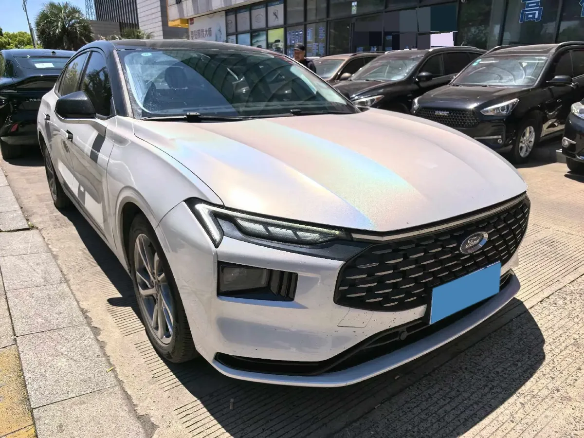 2022 Ford Mondeo 2.0T 238HP L4 8AT,autocango,china used car exporter,china ev exporter,chinese used car exporter,chinese used ev exporter