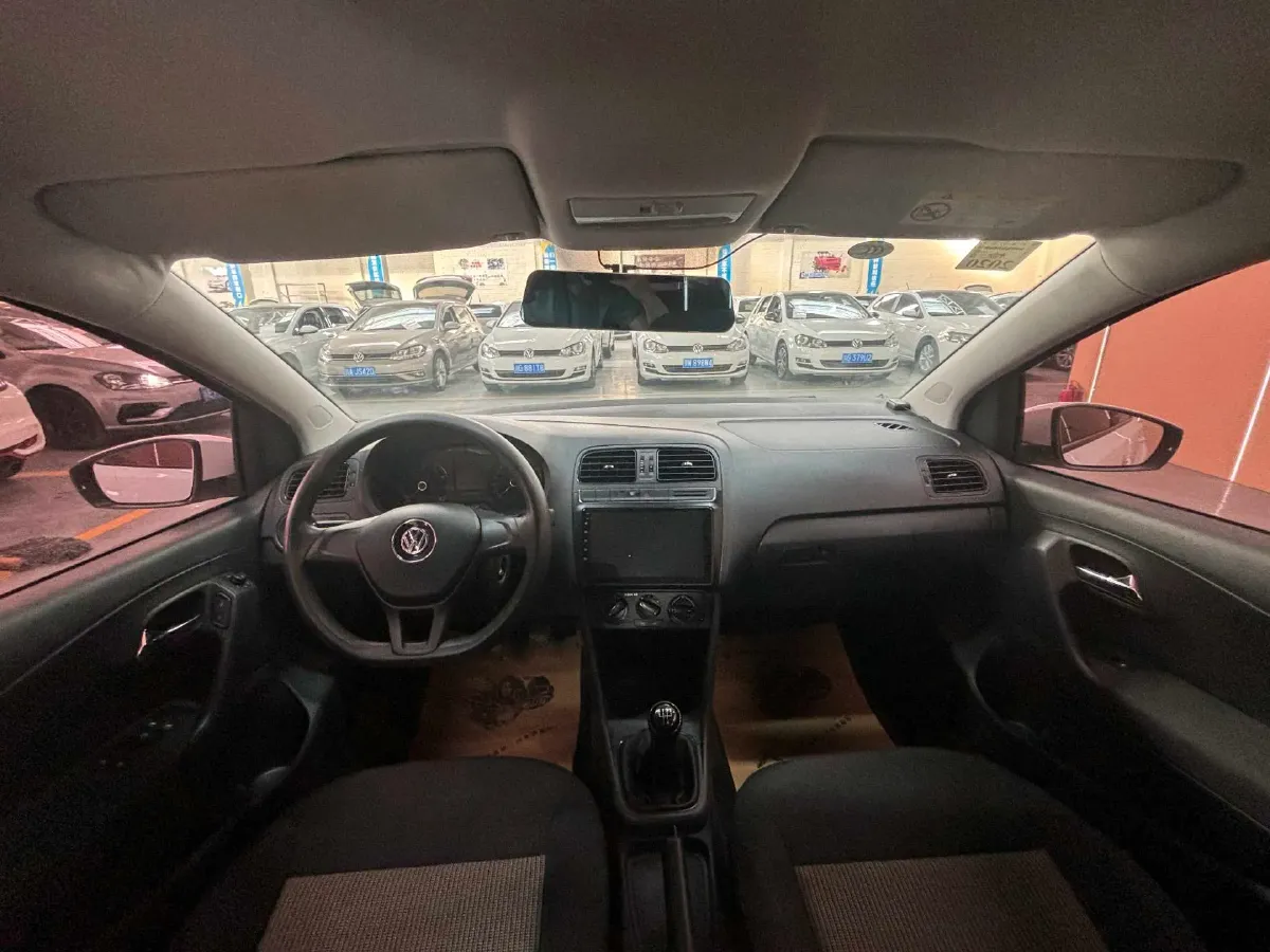 2016 Volkswagen Polo 1.4L 90HP L4 5MT,autocango,china used car exporter,china ev exporter,chinese used car exporter,chinese used ev exporter