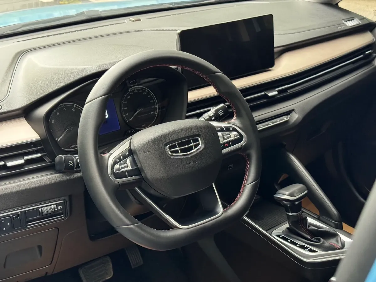 2020 Geely Vision X3 1.5L 109HP L4 CVT,autocango,china used car exporter,china ev exporter,chinese used car exporter,chinese used ev exporter
