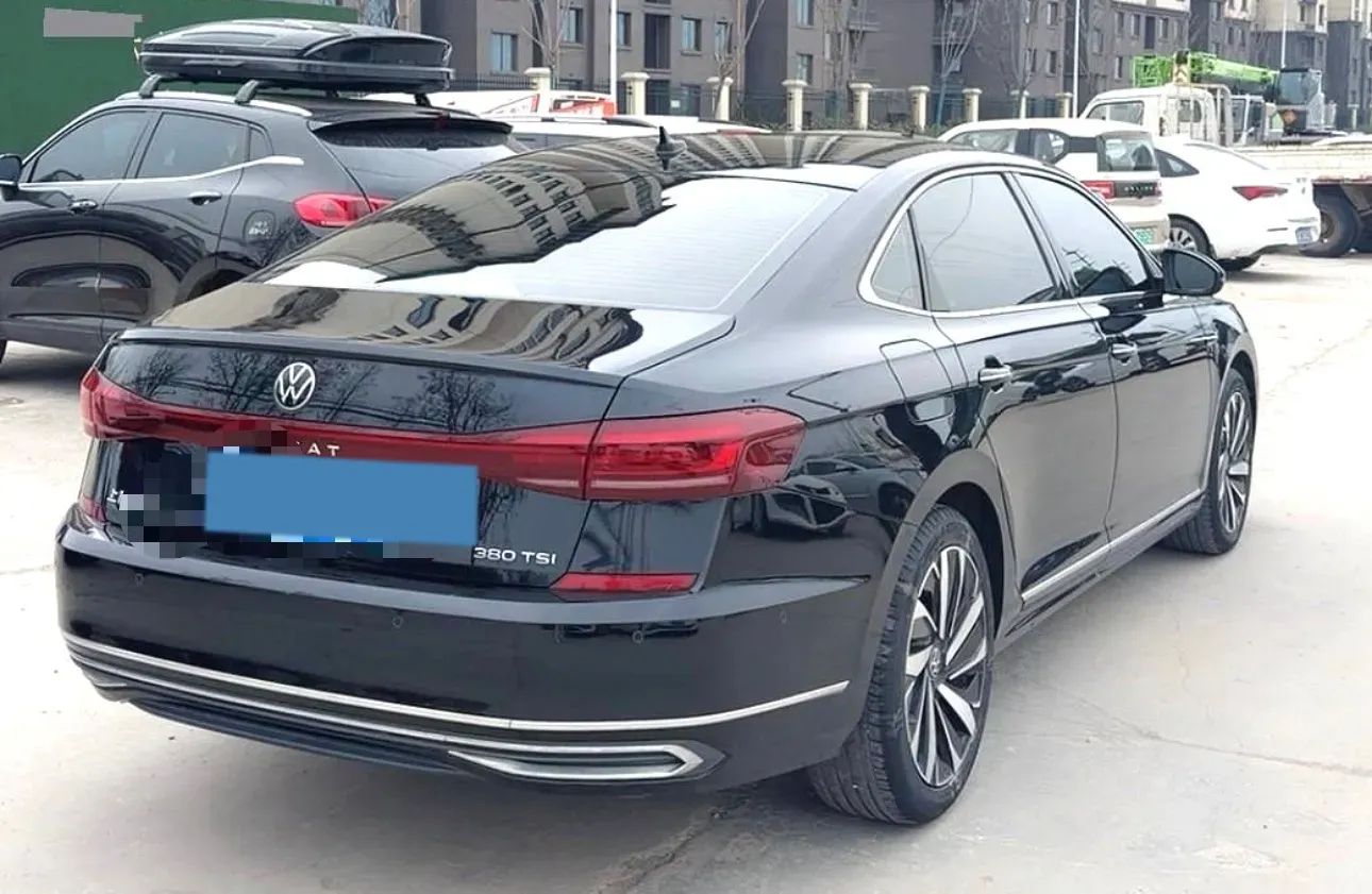 2024 Volkswagen Passat 2.0T 220HP L4 7DCT,autocango,china used car exporter,china ev exporter,chinese used car exporter,chinese used ev exporter