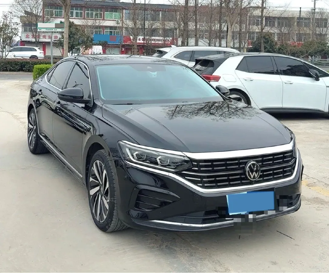 2024 Volkswagen Passat 2.0T 220HP L4 7DCT,autocango,china used car exporter,china ev exporter,chinese used car exporter,chinese used ev exporter