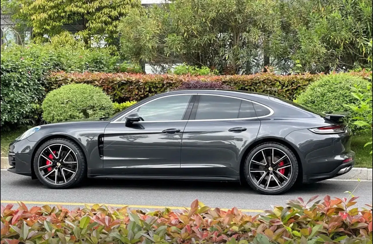 2021 Porsche Panamera 2.9T 441HP V6 8DCT,autocango,china used car exporter,china ev exporter,chinese used car exporter,chinese used ev exporter