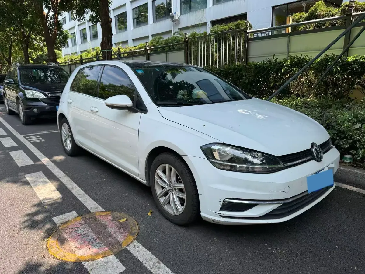 2018 Volkswagen Golf 1.6L 110HP L4 6AT,autocango,china used car exporter,china ev exporter,chinese used car exporter,chinese used ev exporter