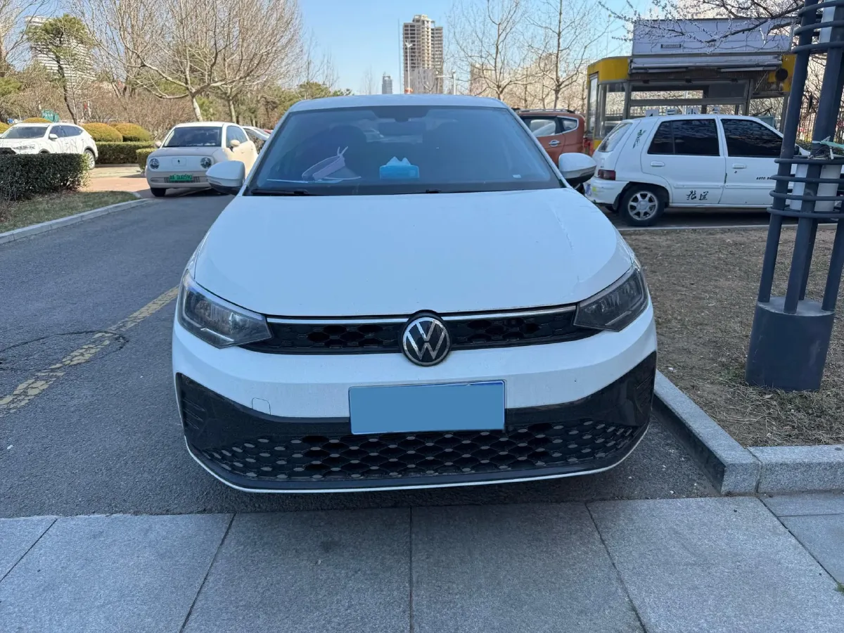 2025 Volkswagen Lavida 1.5L 110HP L4 6AT,autocango,china used car exporter,china ev exporter,chinese used car exporter,chinese used ev exporter