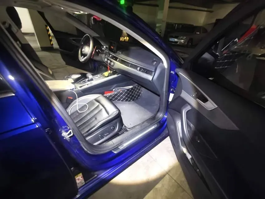 2019 Audi A4L 2.0T 190HP L4 7DCT,autocango,china used car exporter,china ev exporter,chinese used car exporter,chinese used ev exporter