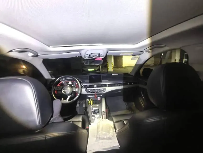2019 Audi A4L 2.0T 190HP L4 7DCT,autocango,china used car exporter,china ev exporter,chinese used car exporter,chinese used ev exporter