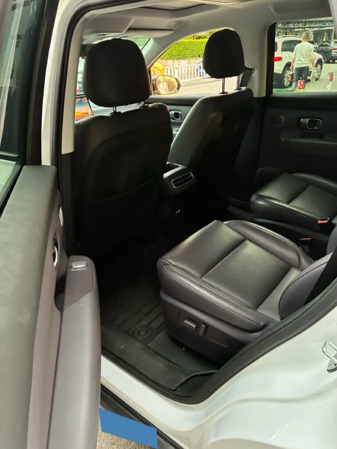 2024 Leapmotor C16 1.5L 95HP L4 REEV 28.4KWH,autocango,china used car exporter,china ev exporter,chinese used car exporter,chinese used ev exporter