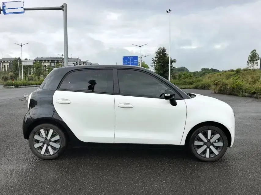 2019 Roewe Ei5 BEV 52.5KWH,autocango,china used car exporter,china ev exporter,chinese used car exporter,chinese used ev exporter