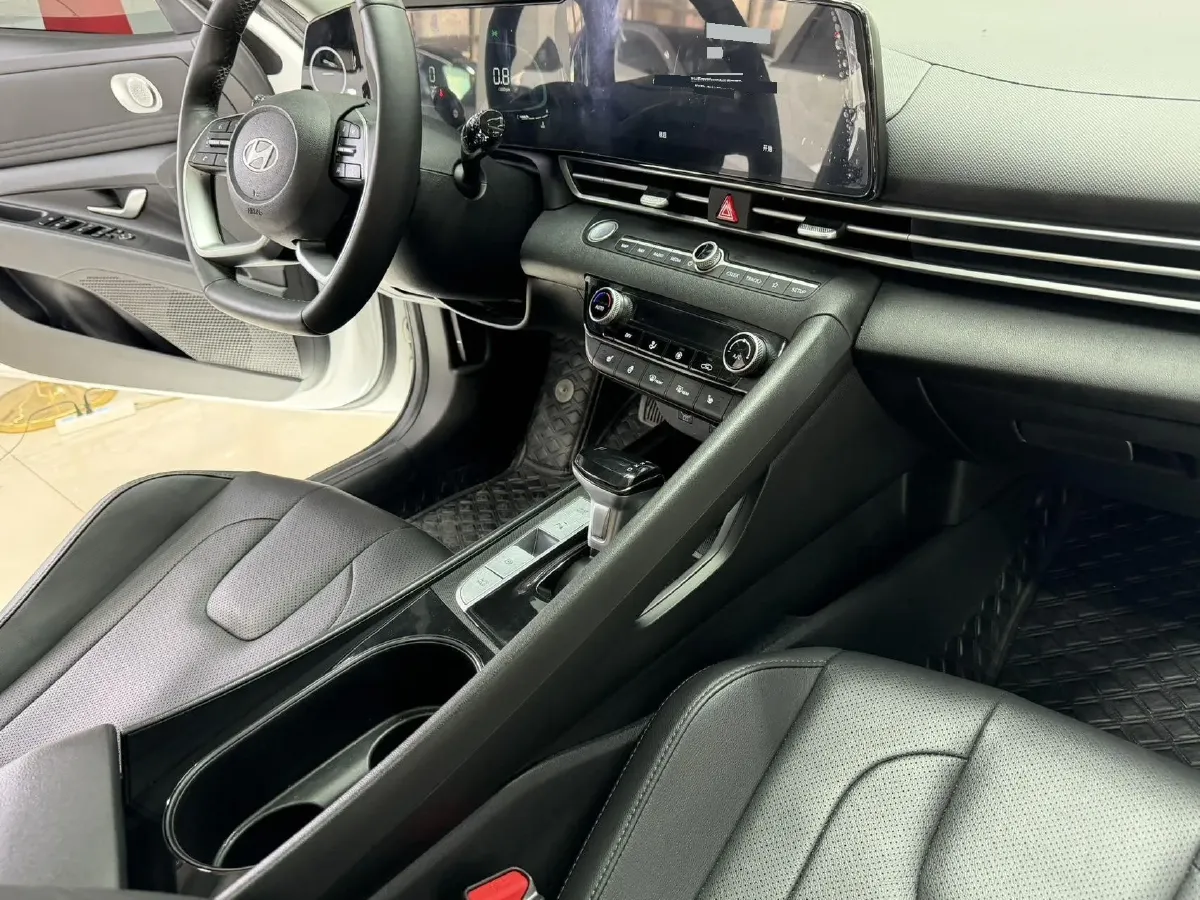 2023 Hyundai Elantra 1.5L 115HP L4 CVT,autocango,china used car exporter,china ev exporter,chinese used car exporter,chinese used ev exporter