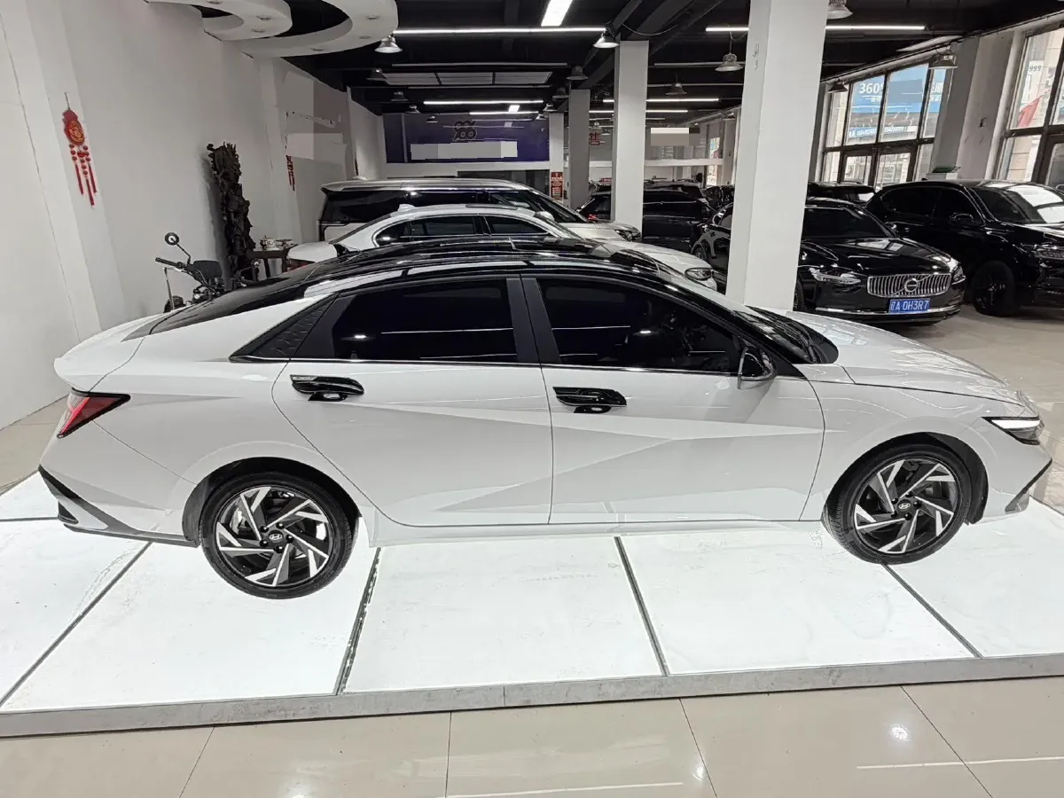 2023 Hyundai Elantra 1.5L 115HP L4 CVT,autocango,china used car exporter,china ev exporter,chinese used car exporter,chinese used ev exporter