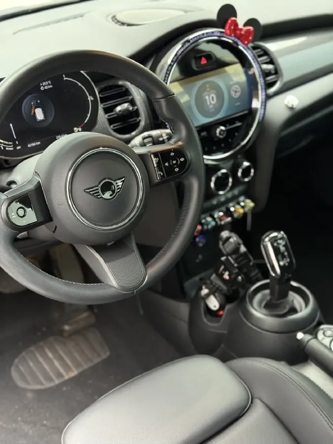 2022 MINI MINI 1.5T 136HP L3 7DCT,autocango,china used car exporter,china ev exporter,chinese used car exporter,chinese used ev exporter