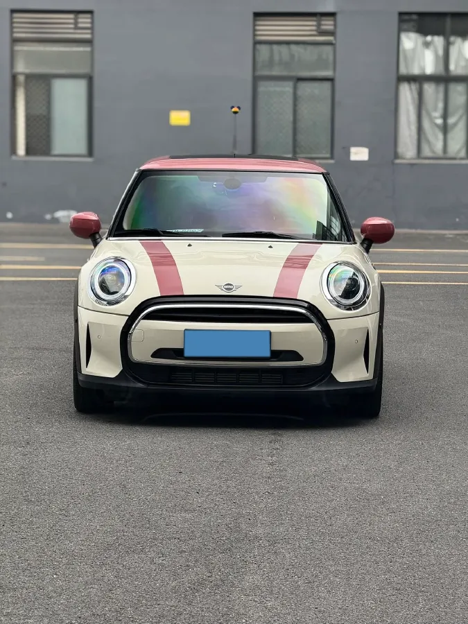 2022 MINI MINI 1.5T 136HP L3 7DCT,autocango,china used car exporter,china ev exporter,chinese used car exporter,chinese used ev exporter