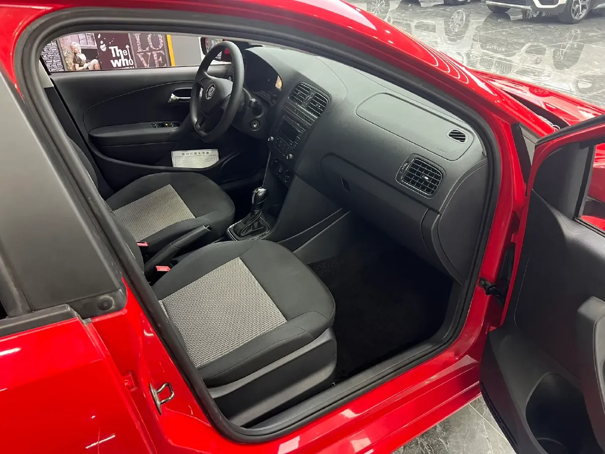 2016 Volkswagen Polo 1.4L 90HP L4 6AT,autocango,china used car exporter,china ev exporter,chinese used car exporter,chinese used ev exporter