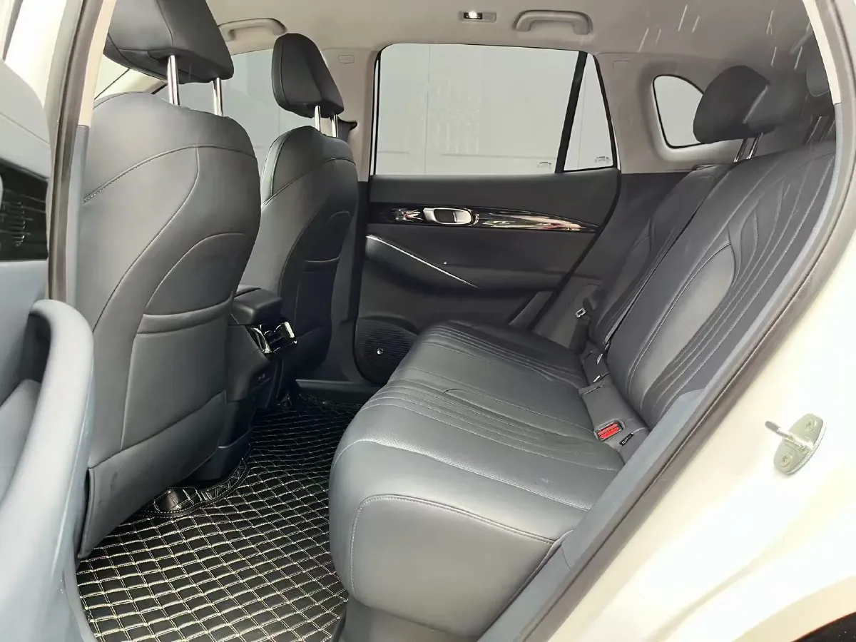 2024 LanDian E5 1.5L 110HP L4 E-CVT PHEV 17.52KWH,autocango,china used car exporter,china ev exporter,chinese used car exporter,chinese used ev exporter
