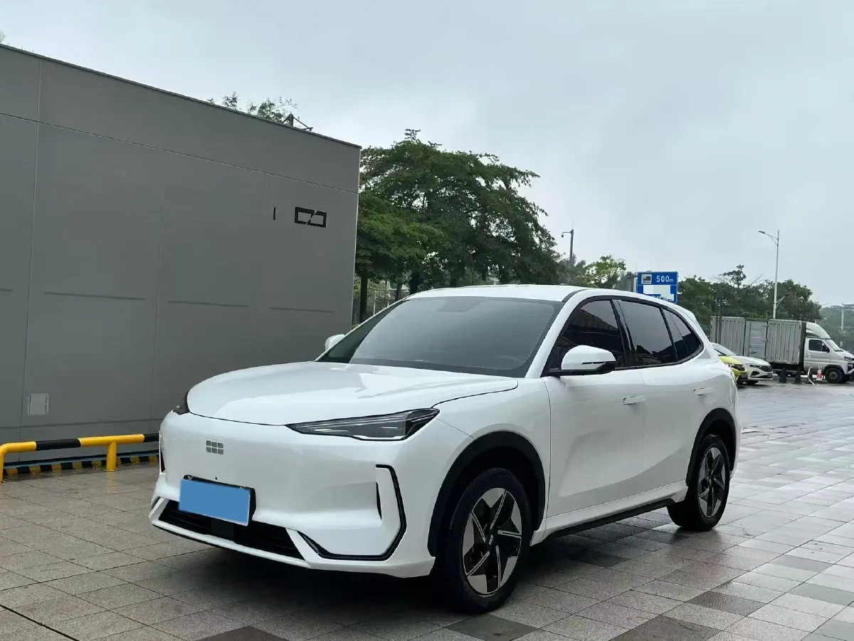 2024 LanDian E5 1.5L 110HP L4 E-CVT PHEV 17.52KWH,autocango,china used car exporter,china ev exporter,chinese used car exporter,chinese used ev exporter