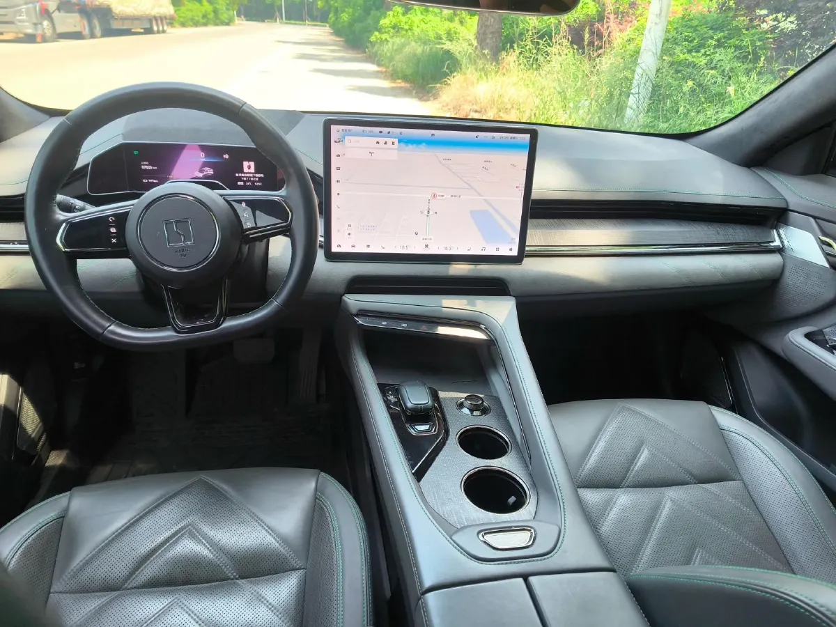 2023 Zeekr 001 BEV 100KWH,autocango,china used car exporter,china ev exporter,chinese used car exporter,chinese used ev exporter
