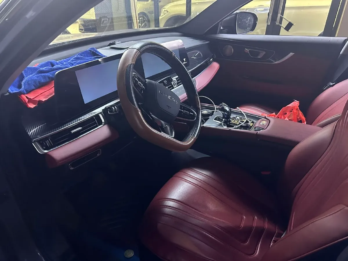 2023 Chery Tiggo 7 Plus 1.6T 197HP L4 7DCT,autocango,china used car exporter,china ev exporter,chinese used car exporter,chinese used ev exporter
