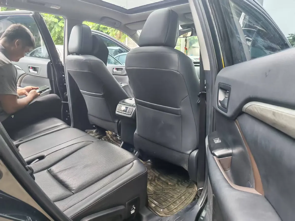 2021 Toyota Highlander 2.0T 220HP L4 6AT,autocango,china used car exporter,china ev exporter,chinese used car exporter,chinese used ev exporter