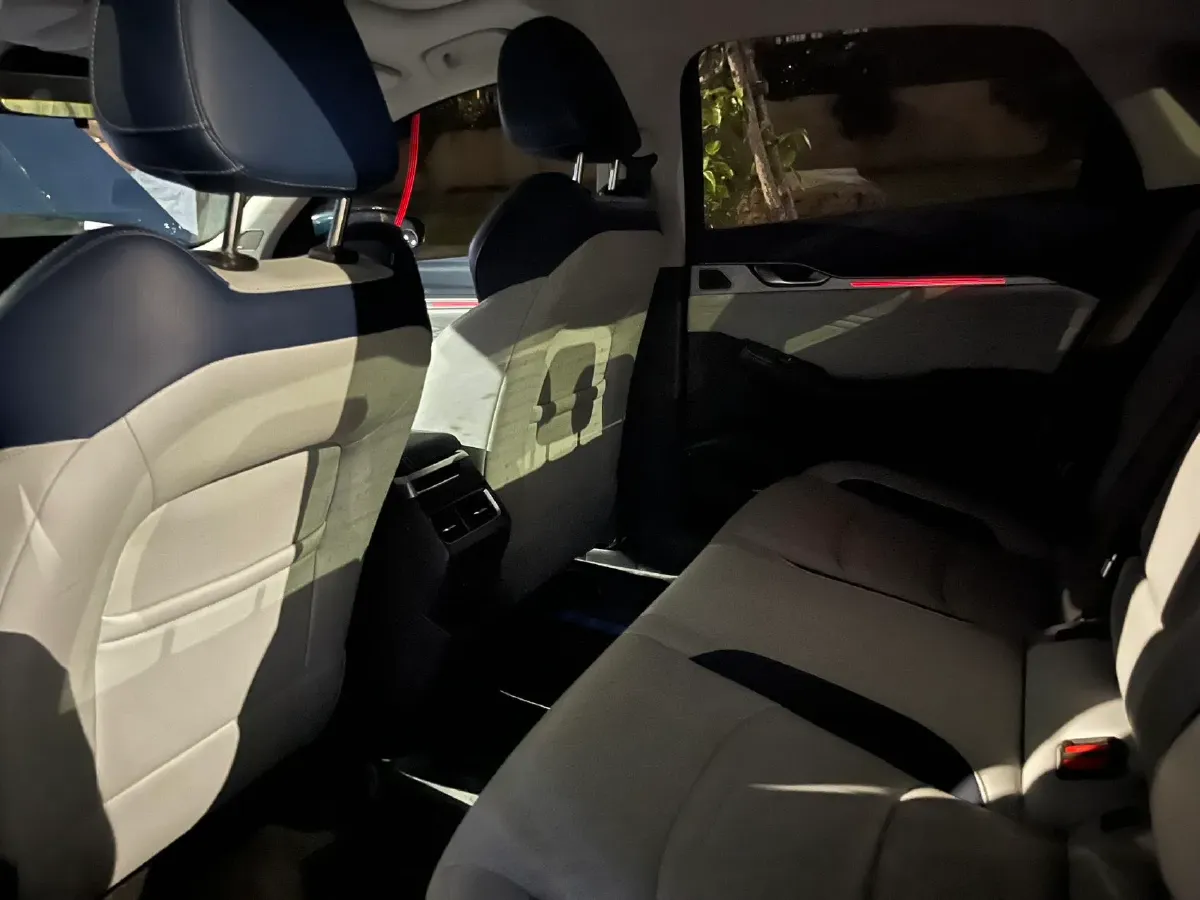 2021 Geely Preface 2.0T 190HP L4 7DCT,autocango,china used car exporter,china ev exporter,chinese used car exporter,chinese used ev exporter