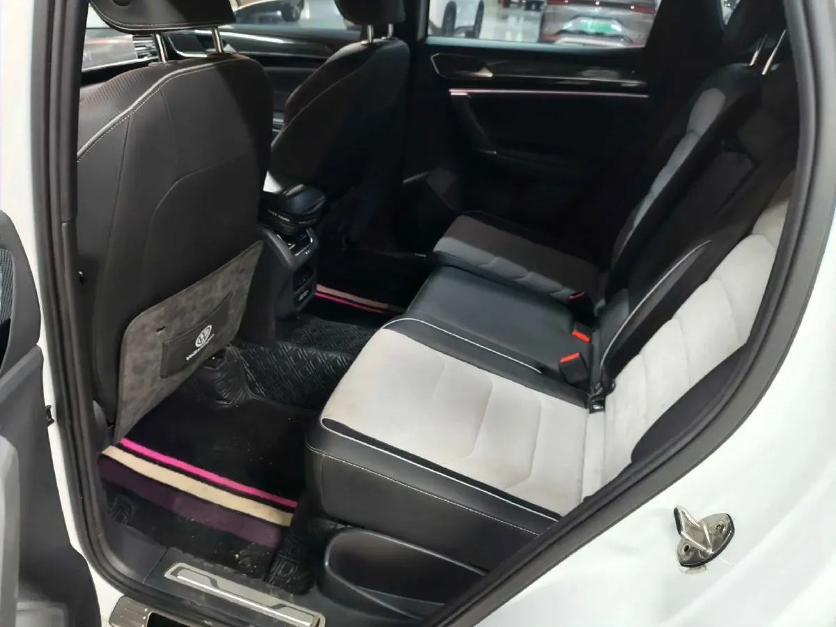 2020 Volkswagen Tayron X 2.0T 220HP L4 7DCT,autocango,china used car exporter,china ev exporter,chinese used car exporter,chinese used ev exporter