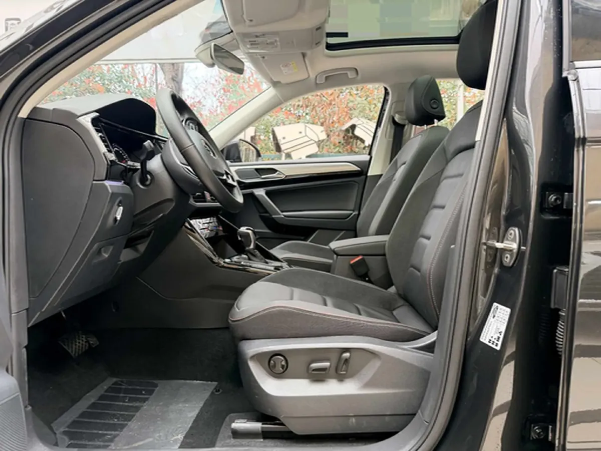 2021 Volkswagen Tayron 2.0T 186HP L4 7DCT,autocango,china used car exporter,china ev exporter,chinese used car exporter,chinese used ev exporter