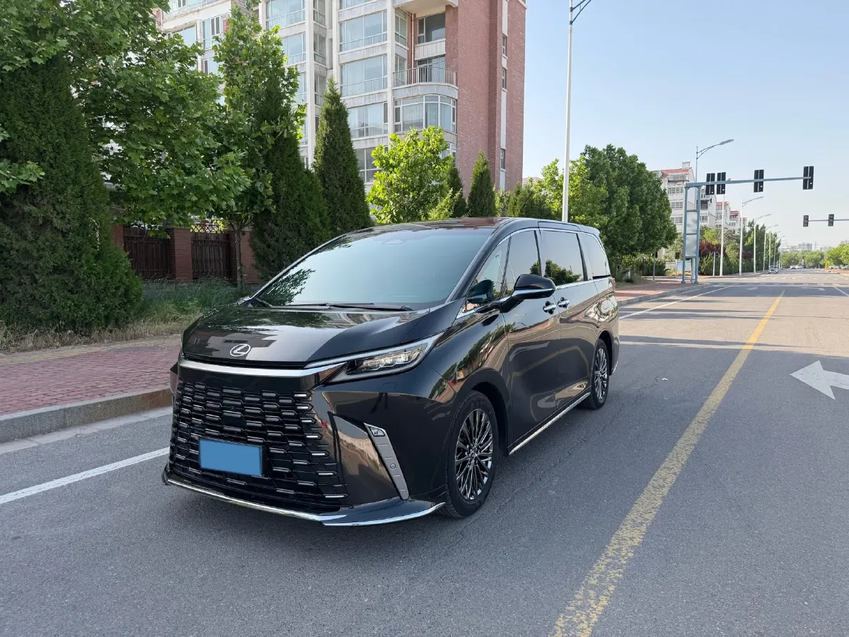 2023 Lexus LM 2.4T 271HP L4 6AT Hybrid,autocango,china used car exporter,china ev exporter,chinese used car exporter,chinese used ev exporter