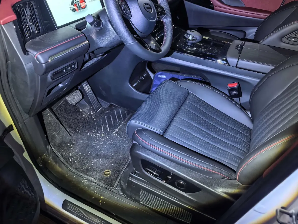 2025 GAC Trumpchi M8 2.0T 190HP L4 2DHT Hybrid,autocango,china used car exporter,china ev exporter,chinese used car exporter,chinese used ev exporter