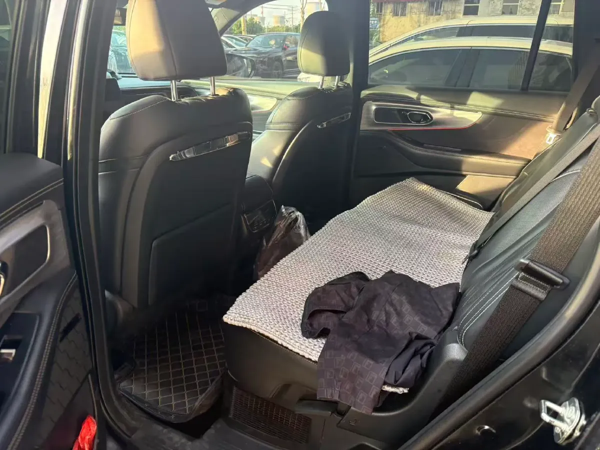 2022 GAC Trumpchi GS8 2.0T 190HP L4 E-CVT Hybrid,autocango,china used car exporter,china ev exporter,chinese used car exporter,chinese used ev exporter