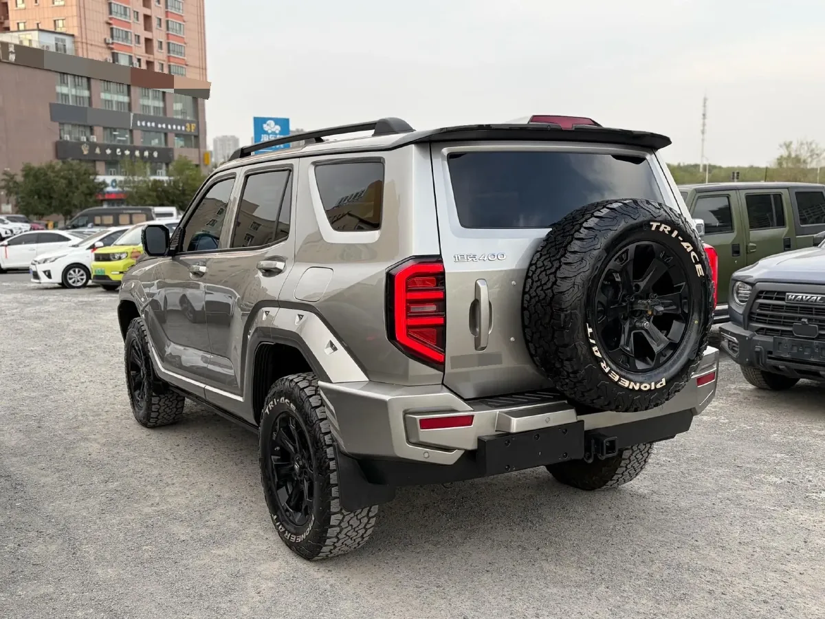 2023 Tank 400 2.0T 252HP L4 9AT PHEV 37.1KWH,autocango,china used car exporter,china ev exporter,chinese used car exporter,chinese used ev exporter