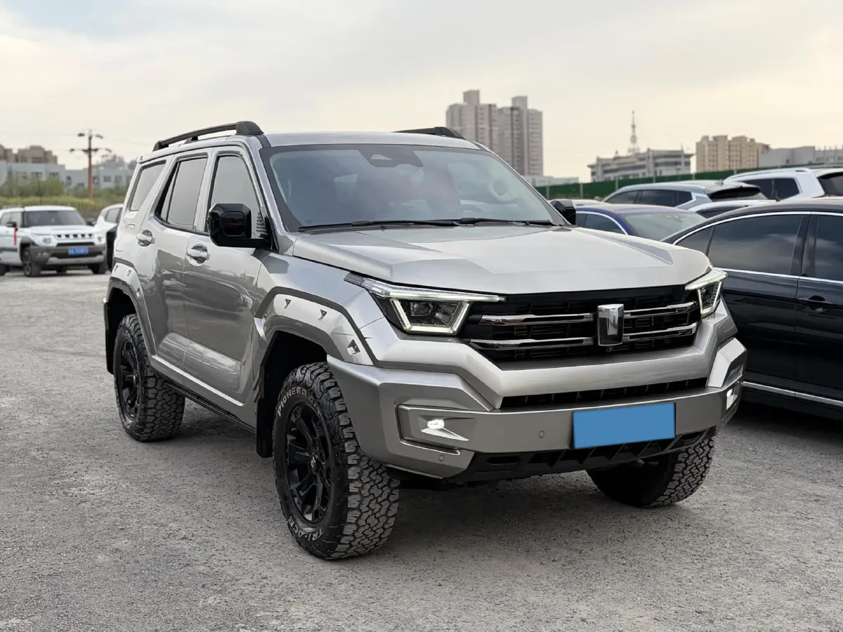 2023 Tank 400 2.0T 252HP L4 9AT PHEV 37.1KWH,autocango,china used car exporter,china ev exporter,chinese used car exporter,chinese used ev exporter