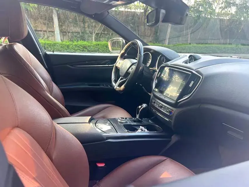 2018 Maserati Ghibli 3.0T 350HP V6 8AT,autocango,china used car exporter,china ev exporter,chinese used car exporter,chinese used ev exporter